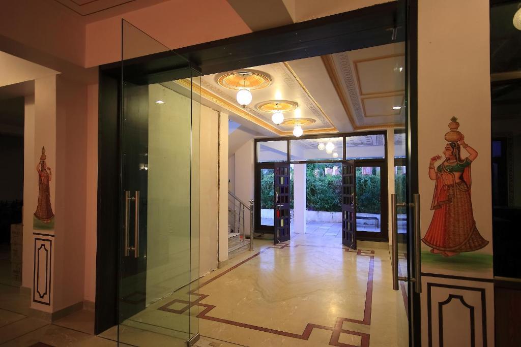 Hotel Devi Palace Udaipur Luaran gambar