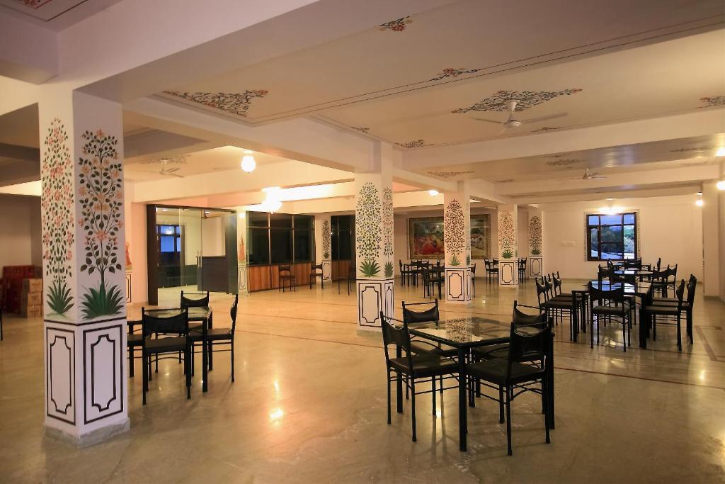 Hotel Devi Palace Udaipur Luaran gambar