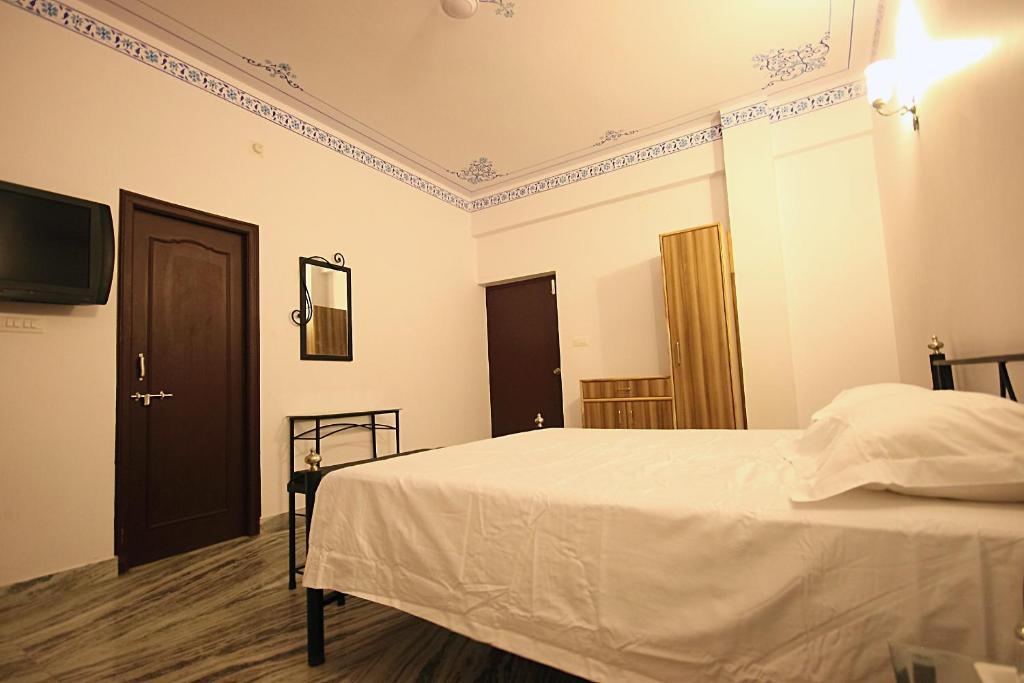 Hotel Devi Palace Udaipur Bilik gambar